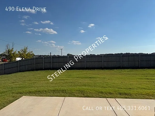 490 Elena Dr — Photo 34