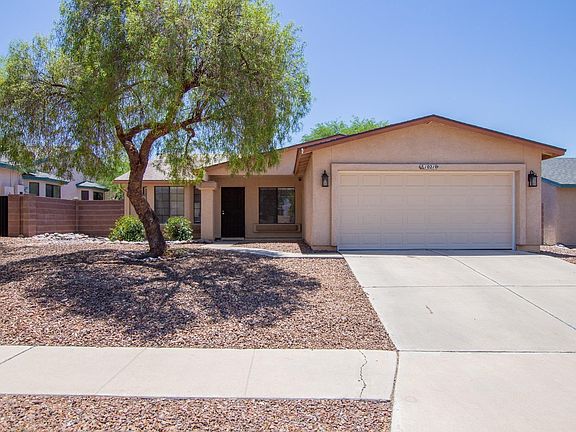 3rd image of 10210 E Circle Pines Dr
