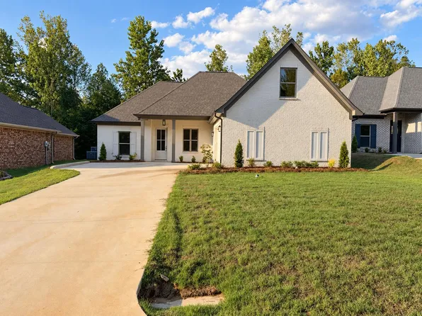 144 White Water Ln, Saltillo, MS 38866