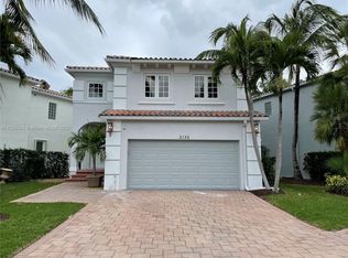 3130 NE 210th St, Aventura, FL 33180
