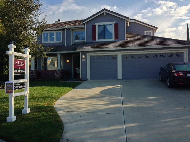 1st image of 7025 Apple Grove Ct