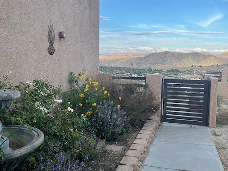 11462 Manana Dr — Photo 4