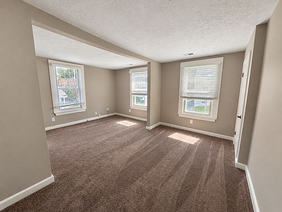 3rd image of 585 Torrence Ln #2