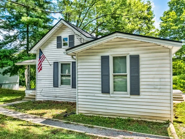 810 Circle Dr, Springfield, TN 37172