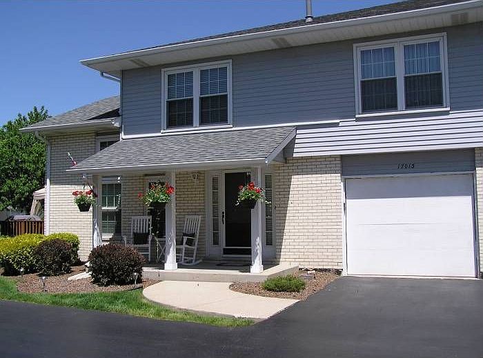1st image of 17013 Circle Dr E