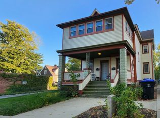 711 E Grove St, Bloomington, IL 61701