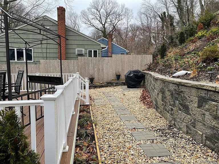84 Ocean Ave — Photo 26
