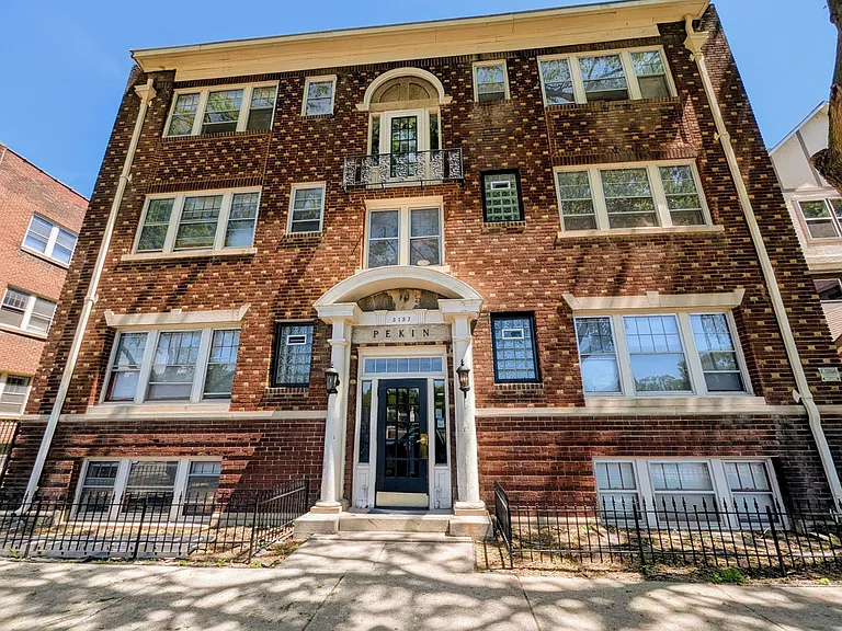 3137 Aldrich Ave S #101 — Photo 14
