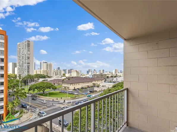 1415 Punahou St APT 805, Honolulu, HI 96822