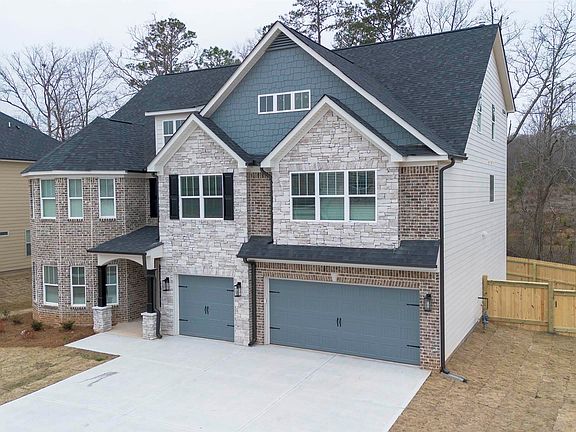 3rd image of 312 Garnet Dr
