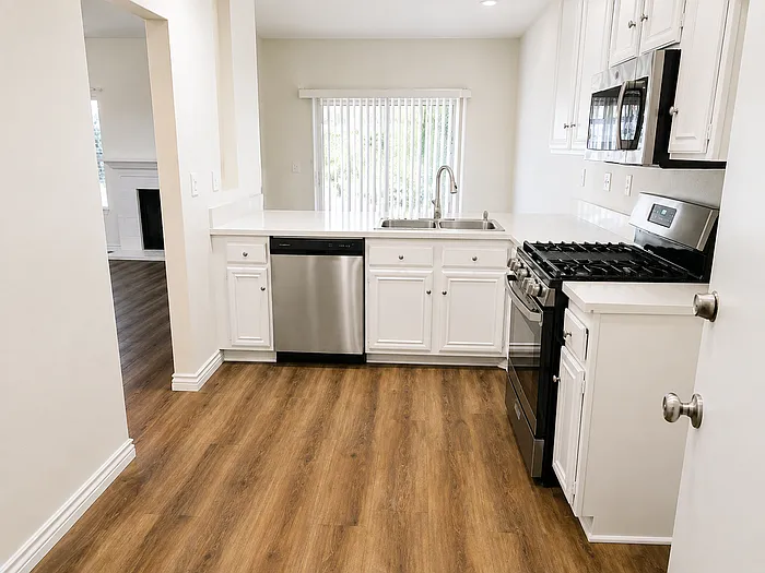 28142 Bobwhite Cir #58 — Photo 5