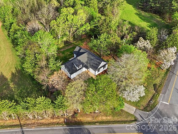 2nd image of 1491 Cedar Grove Rd