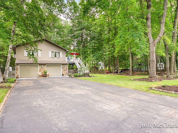 4th image of 11339 Alpine Rd