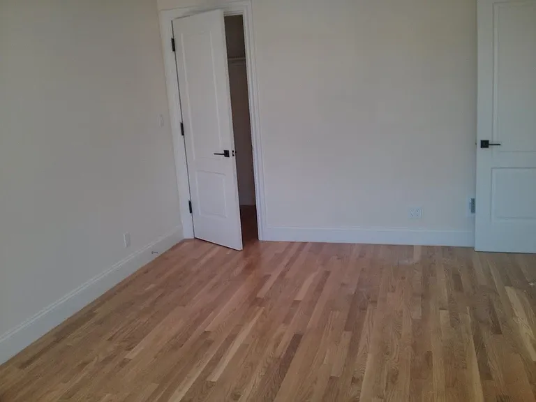 641 Natoma St — Photo 23