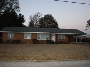 703 E Horner St, Atmore, AL 36502