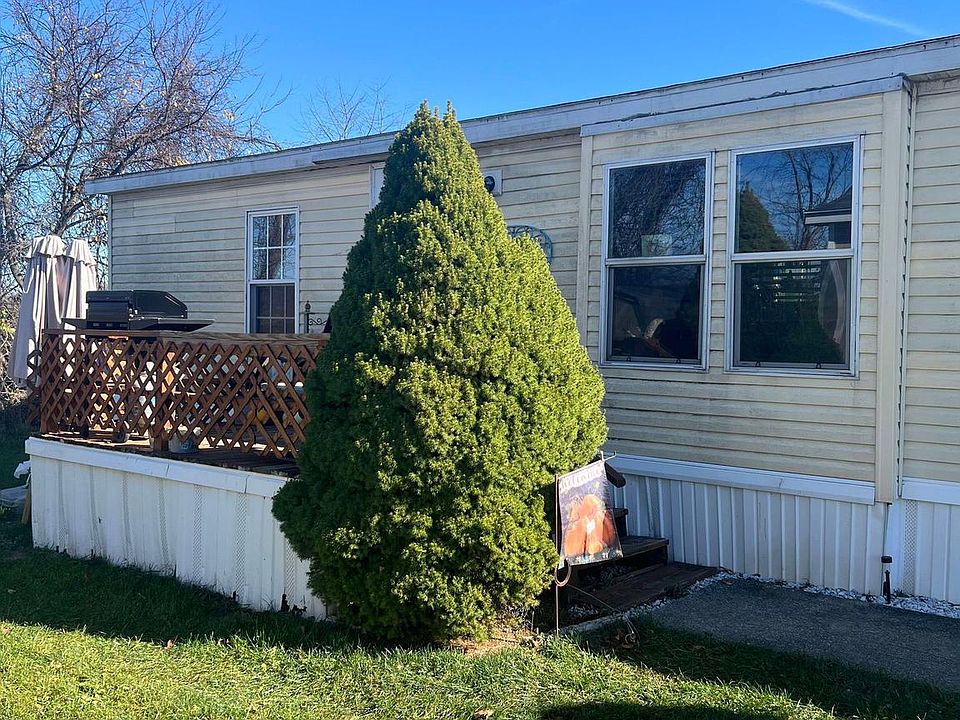 1st image of 385 Edgewood Ave