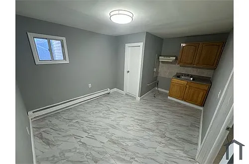 817 Summer Ave Photo 1