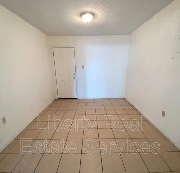 108 Cherokee Cir — Photo 5