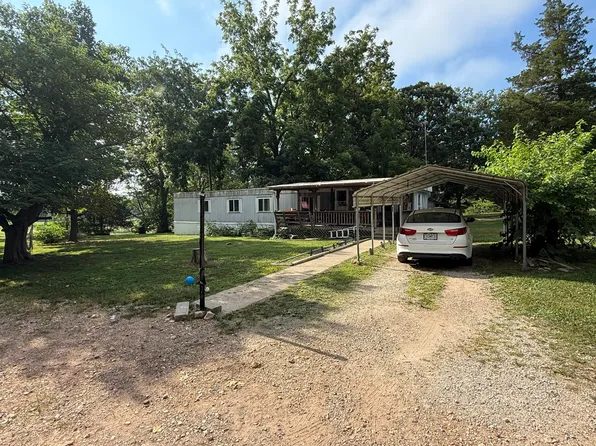 1105 Chowning Drive, Mountain View, MO 65548