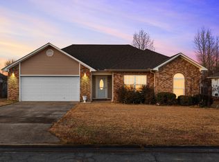 23 Moonridge Dr, Ward, AR 72176