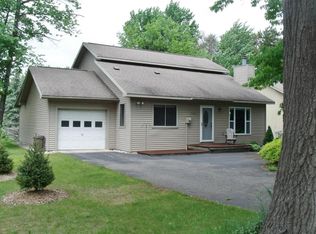 6546 Barbara St, Indian River, MI 49749