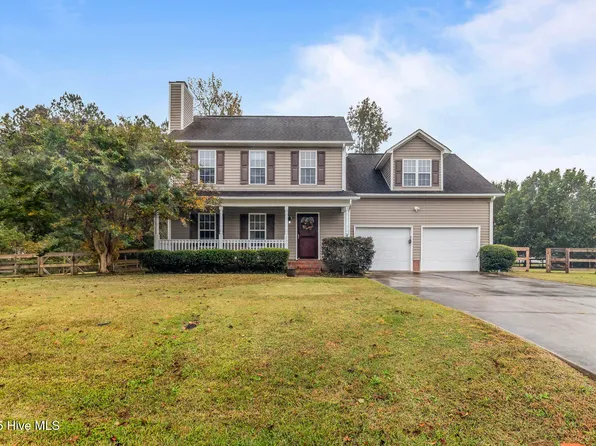 202 Wiltshire Court, Jacksonville, NC 28546