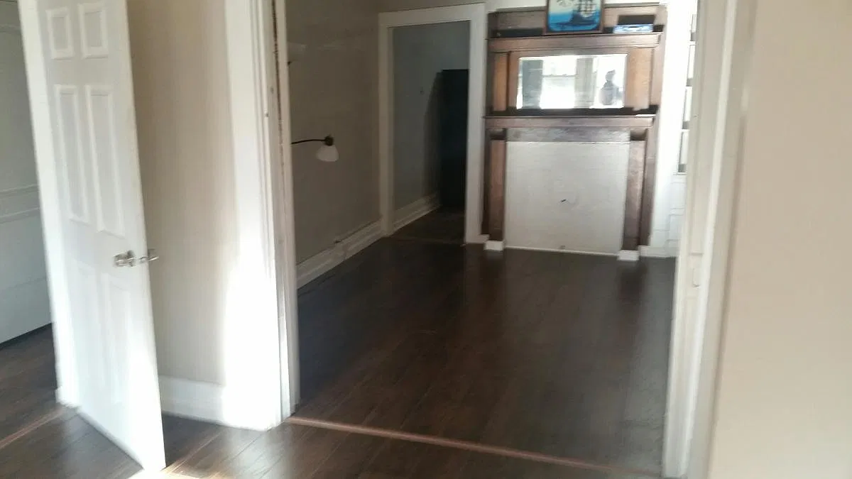 406 Grace Street — Photo 3