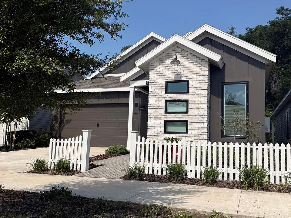 1186 NW 132nd Blvd