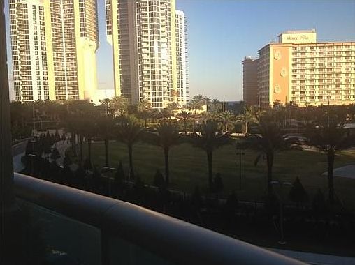 4th image of 19370 Collins Ave APT 417