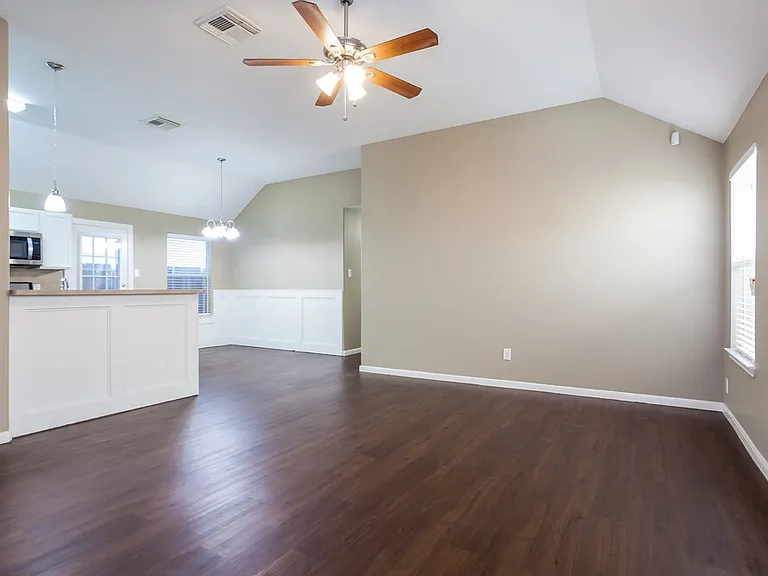 13010 Maile Park Dr — Photo 4