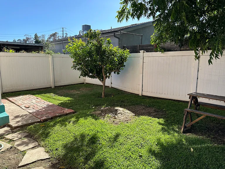 2857 Marsh St — Photo 10