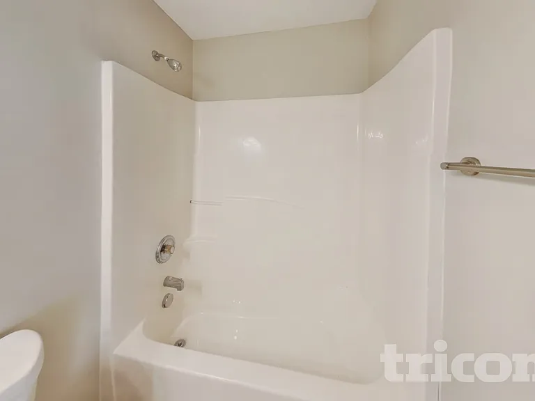223 Pebblestone Dr — Photo 17