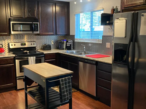1281 Bonanza Ave APT 5, South Lake Tahoe, CA 96150