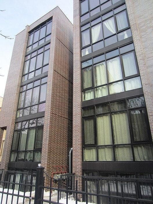 1st image of 5731 N Winthrop Ave APT Gdn