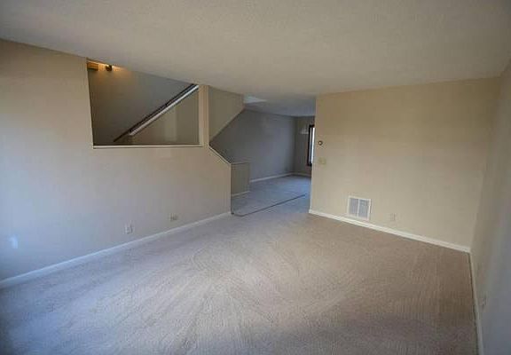 5th image of 2115 21st Ave S #2