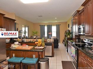 17842 NW 15th Ct, Pembroke Pines, FL 33029