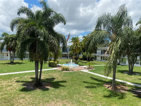 3100 Hartford St N APT 205, Saint Petersburg, FL 33713