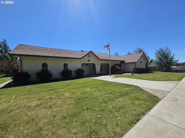 110 W McKinley St, Goldendale, WA 98620