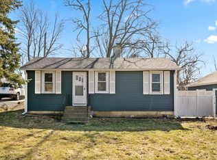 1407 E Galena Blvd, Aurora, IL 60505