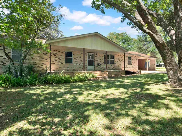 5979 Enfinger Rd, Pace, FL 32571