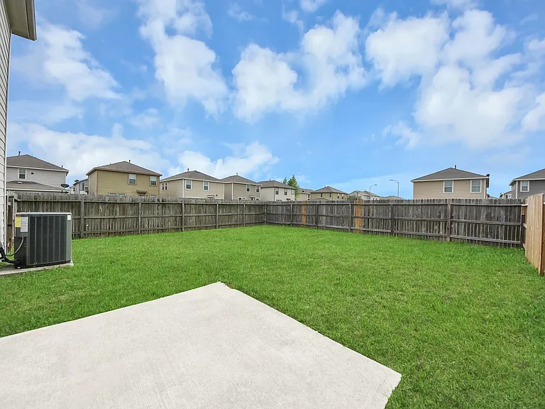 19403 Tinway Ct — Photo 44