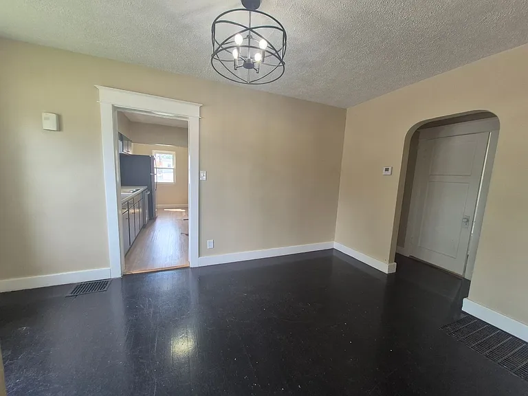 2436 Mundale Ave — Photo 9