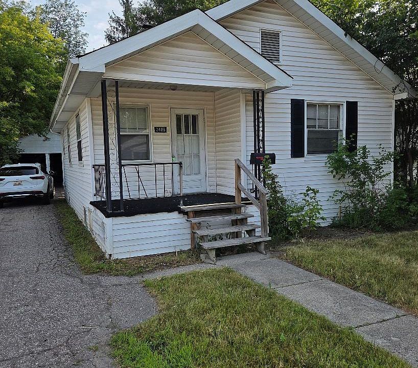 1st image of 2408 Davenport Ave