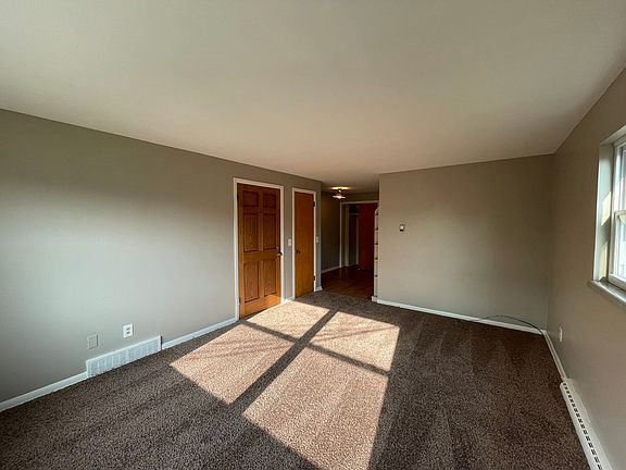 3rd image of 115 Hillcrest Ave NW #5442DBFCF