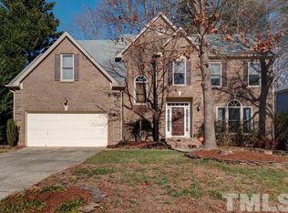 9812 Rockledge Dr, Raleigh, NC 27617