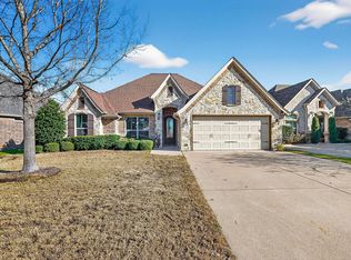 3445 Abes Landing Dr, Granbury, TX 76049