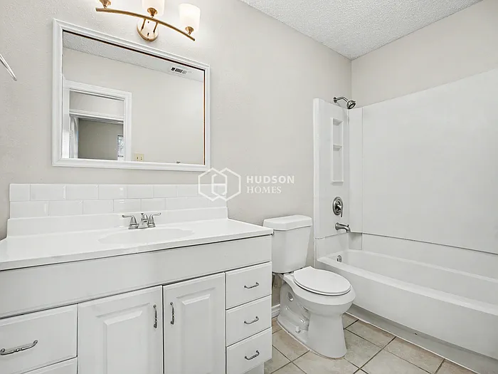 330 Bryant Ln — Photo 15