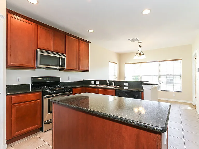 16217 Bridgewalk Dr — Photo 4
