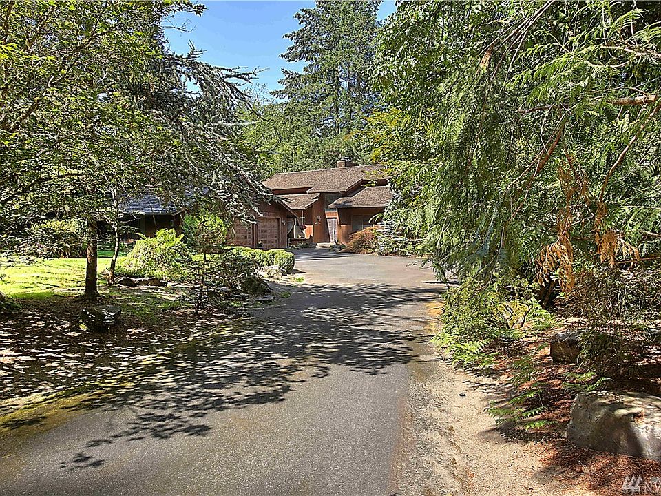Attached 3-car garage.