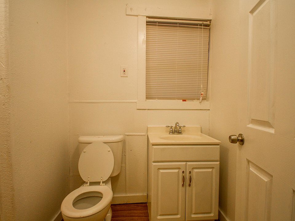 1st image of 342 Vine St #1